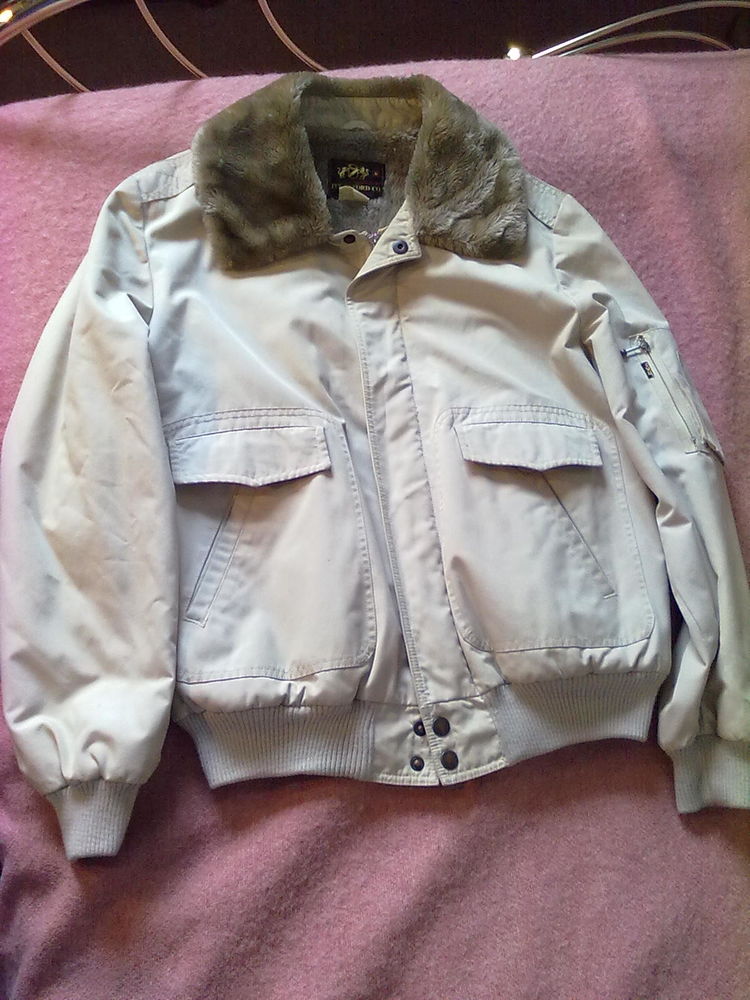 
blouson T46 four� cr�me ivy oxford-co
40 Cachan (94)