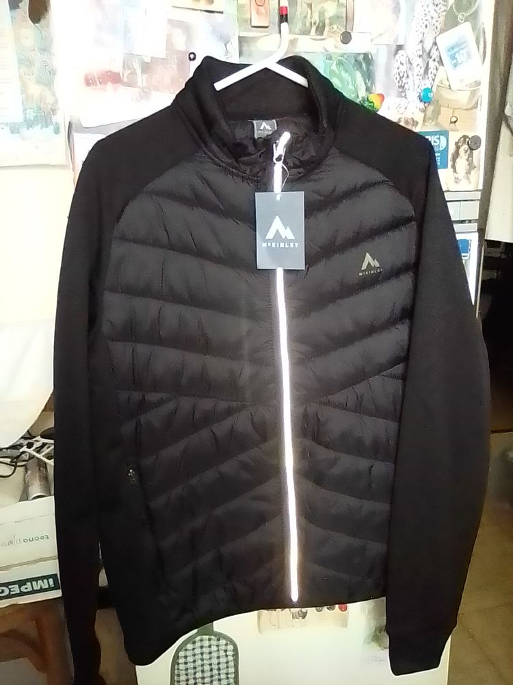 BLOUSON GILET CHAUD, DOUX ET TR�S L�GER MAC KINLEY NEUF 30 Paris 19 (75)