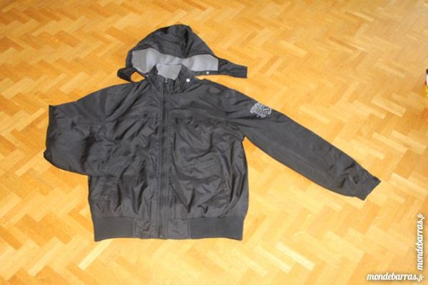 Blouson gris et noir (V8) 10 Tours (37)