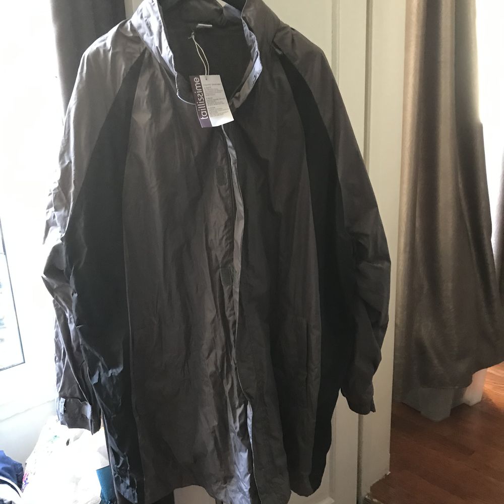 Blouson imper neuf grande taille 15 Paris 10 (75)