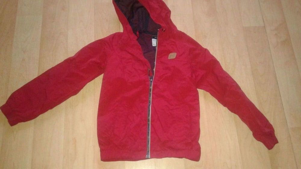 blouson kiabi rouge 10 ans 4 Poitiers (86)