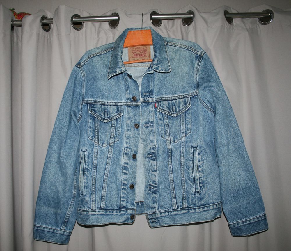 Blouson LEVIS 35 Bourgtheroulde-Infreville (27)