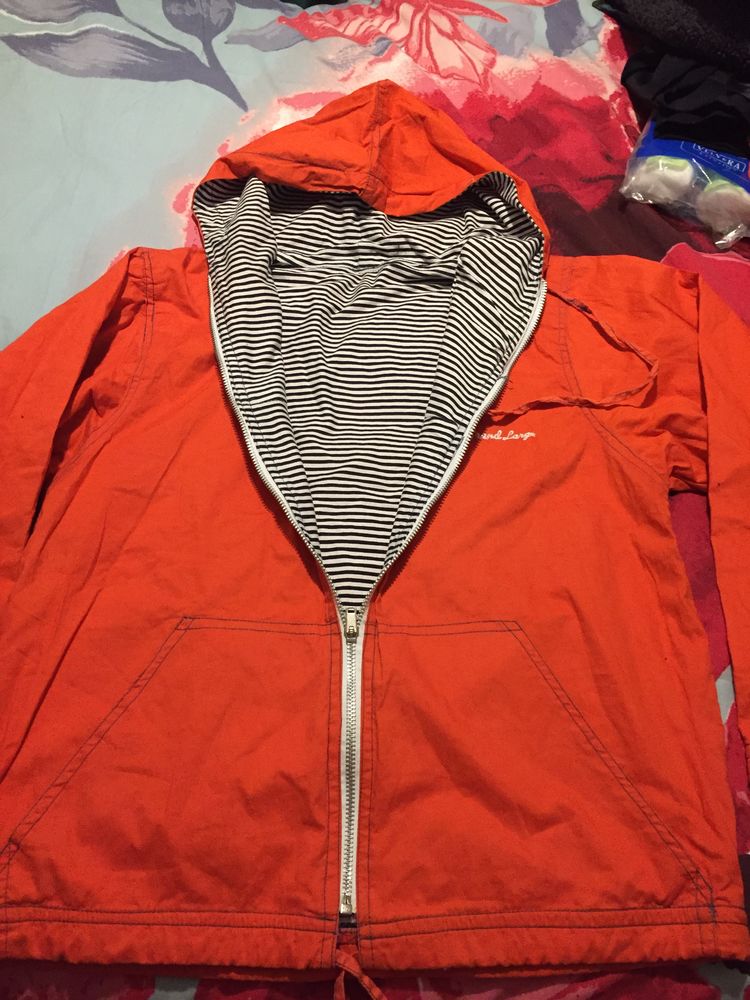 BLOUSON LONG  ROUGE doubl� BLEU-BLANC  16 ANS 7 Saint-Genis-Laval (69)