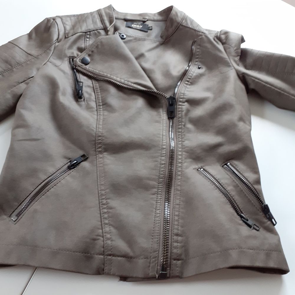 BLOUSON marron  ONLY  T34 25 Saint-Etienne (42)