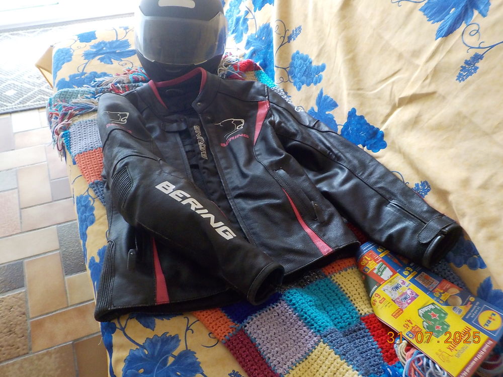 blouson de moto et casse
150 �tagnac (16)