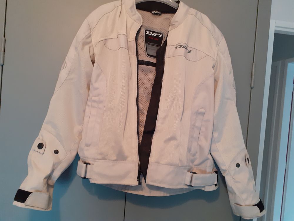 blouson moto couleur sable neuf marque DIFI 150 B�ziers (34)