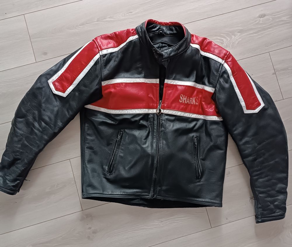blouson moto en cuir, marque Shark. 125 Madonne-et-Lamerey (88)
