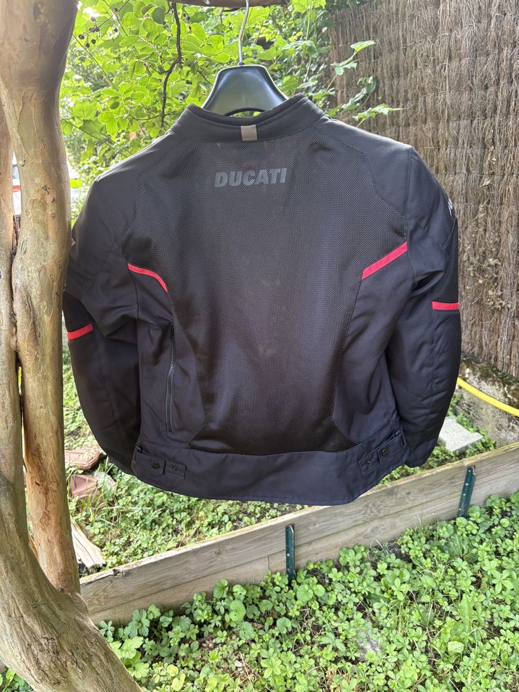 Blouson de moto DUCATI homme ou femme 130 Le Champ-pr�s-Froges (38)