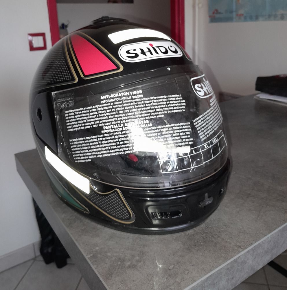 blouson moto taille S noir et casque int�gral 100 Moulins St Pierre (57)