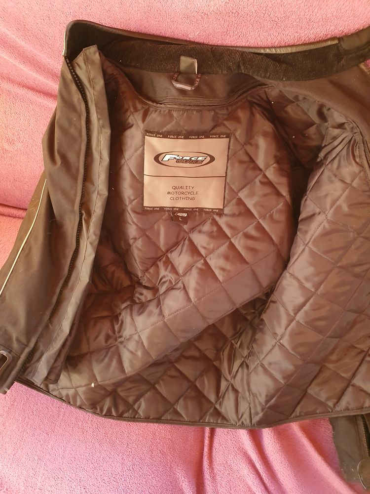 
Blouson moto. 50 Leval (90)