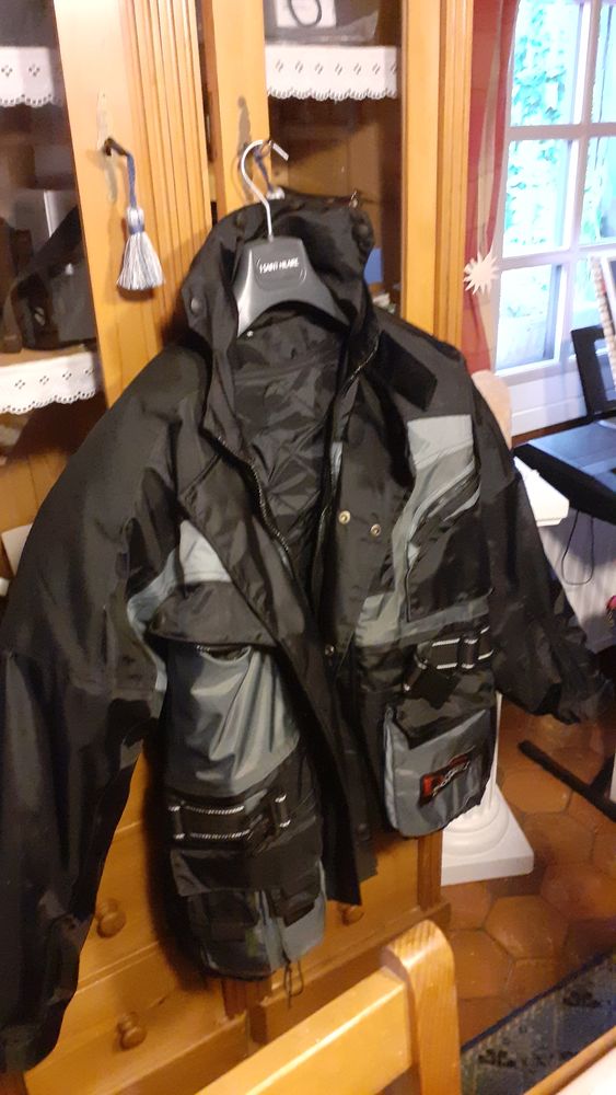Blouson moto 
80 �tr�ville (27)