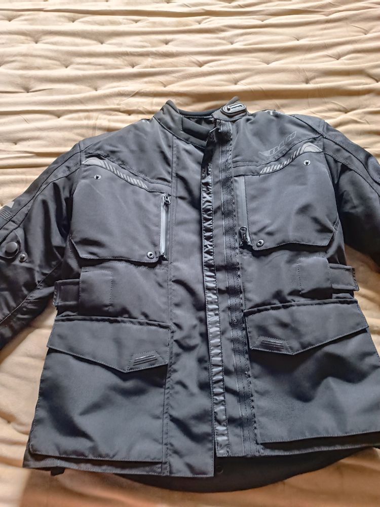 Blouson Moto 100 Saint-P�e-sur-Nivelle (64)