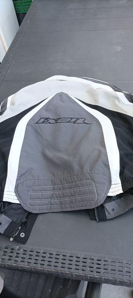 Blouson moto 20 B�con-les-Granits (49)