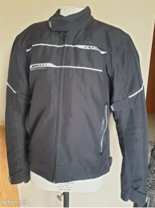 BLOUSON DE MOTO 85 Vendrennes (85)