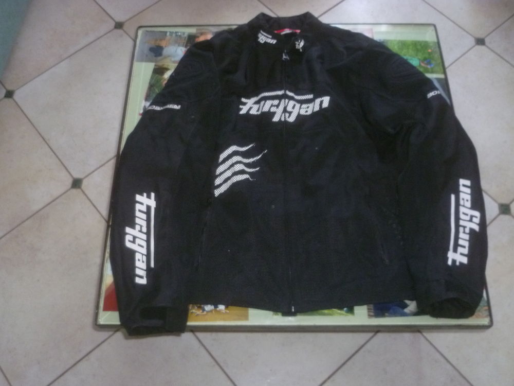 Blouson moto 
60 Escrennes (45)