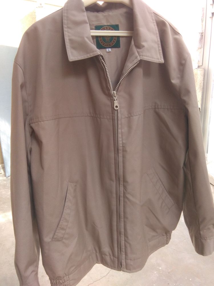 Blouson neuf pour homme 20 Montblanc (34)