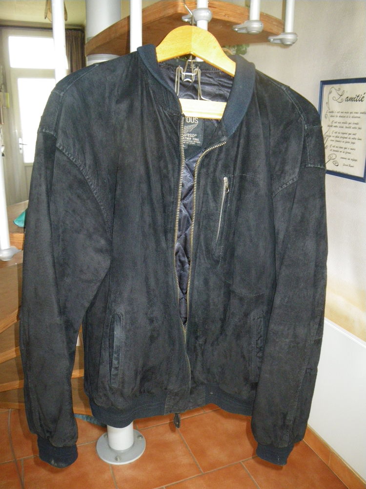 Blouson et Pantalon Dain Noir 0 Savigny-en-V�ron (37)