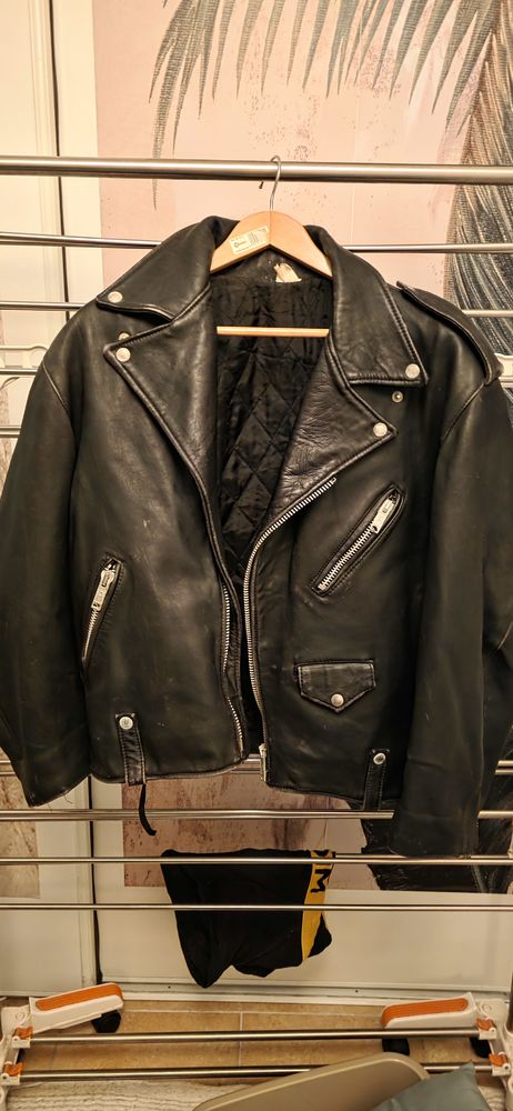 Blouson perfecto en cuir d'occasion 30 Antibes (06)