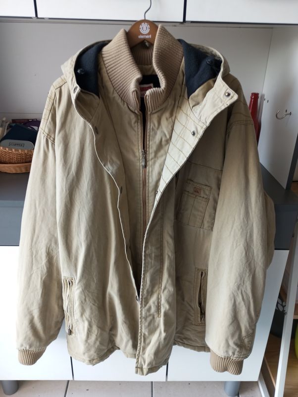 Blouson Quicksilver en chanvre , XXL 55 Toulouse (31)