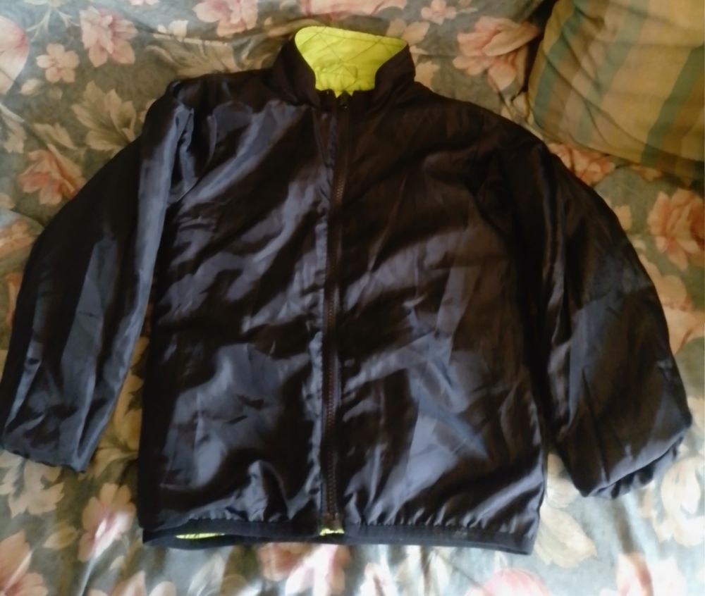 blouson 8 ans r�versible noir / jaune 7 Beauchamp (95)