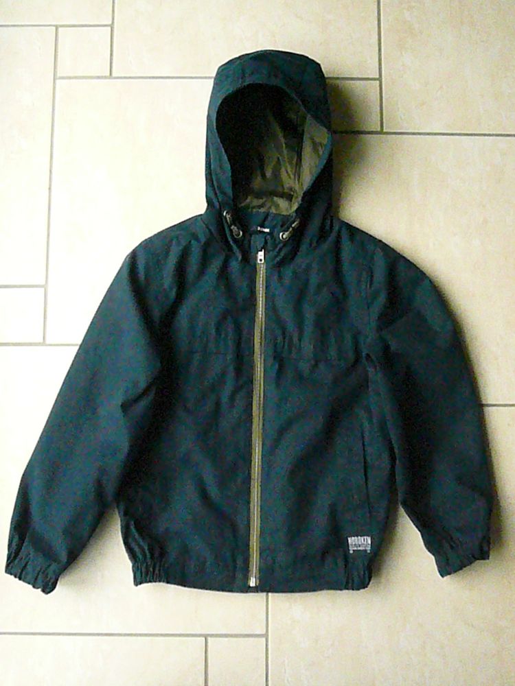 Blouson 10 ans (n�7) 12 Franqueville-Saint-Pierre (76)
