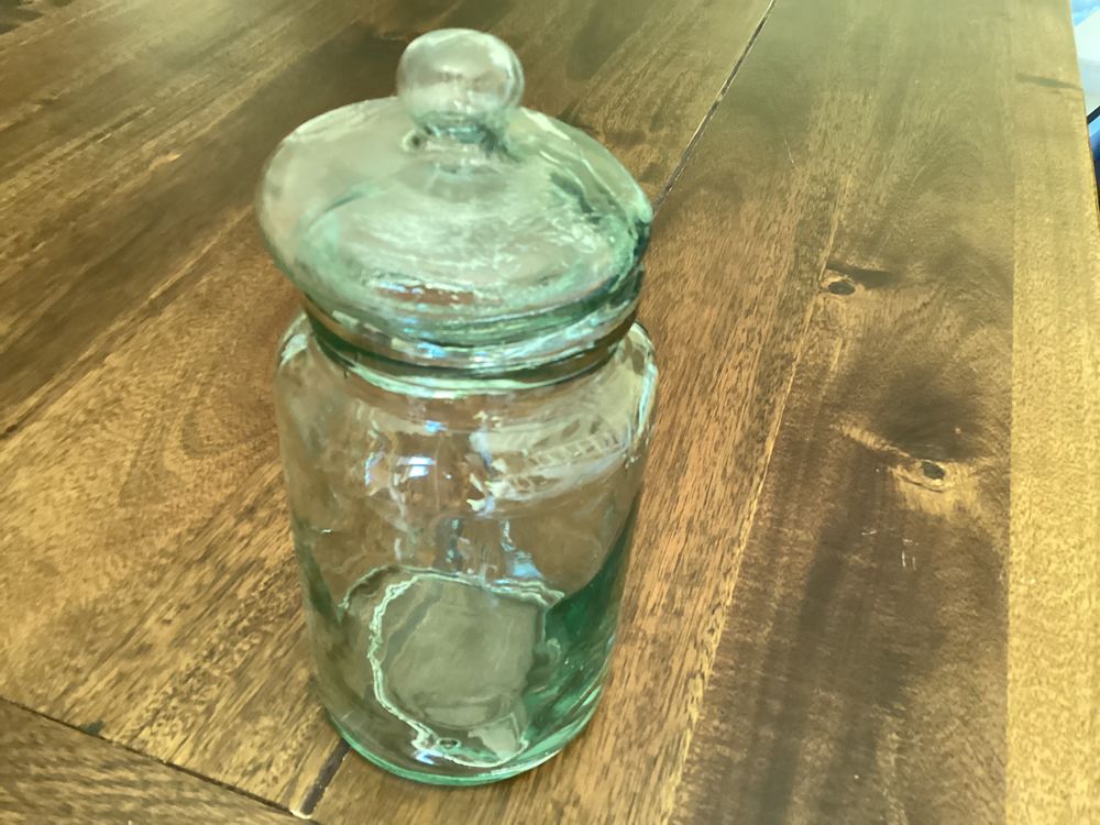 BOCAL ANCIEN AVEC COUVERCLE EN VERRE �PAIS. 10 Pompignac (33)