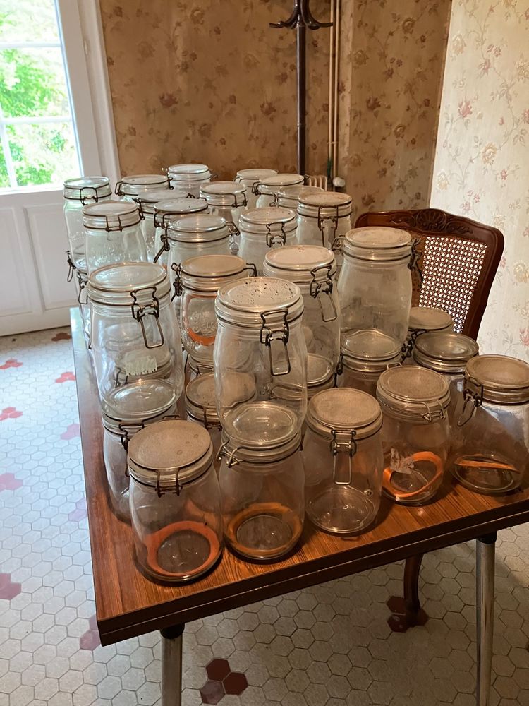 BOCAUX D'OCCASIONS DE MARQUES LE PARFAIT, LE PRATIQUE ETC... 70 St Lambert Des Levees (49)