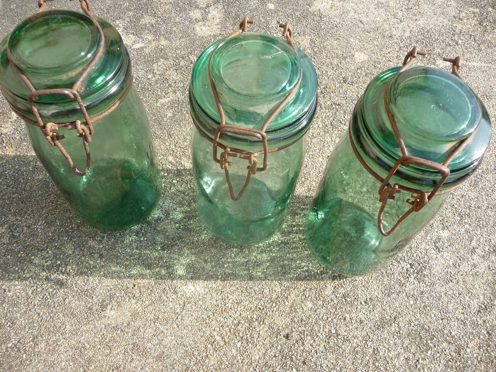 Bocaux pour conserves ou d�coration. 24 Saint-Quentin-sur-Nohain (58)