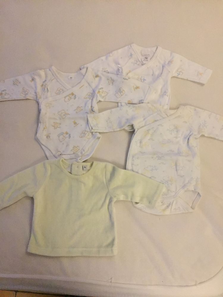 4 bodies et 1 sweatshirt 1 mois = 5� 5 Mougins (06)