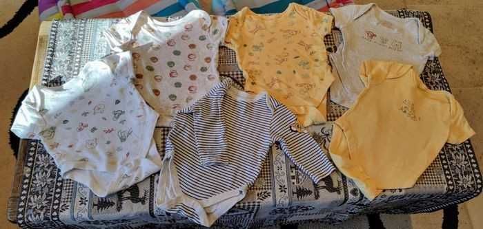 Bodies Winnie l'ourson Disney Baby et le roi lion 7 Gar�oult (83)