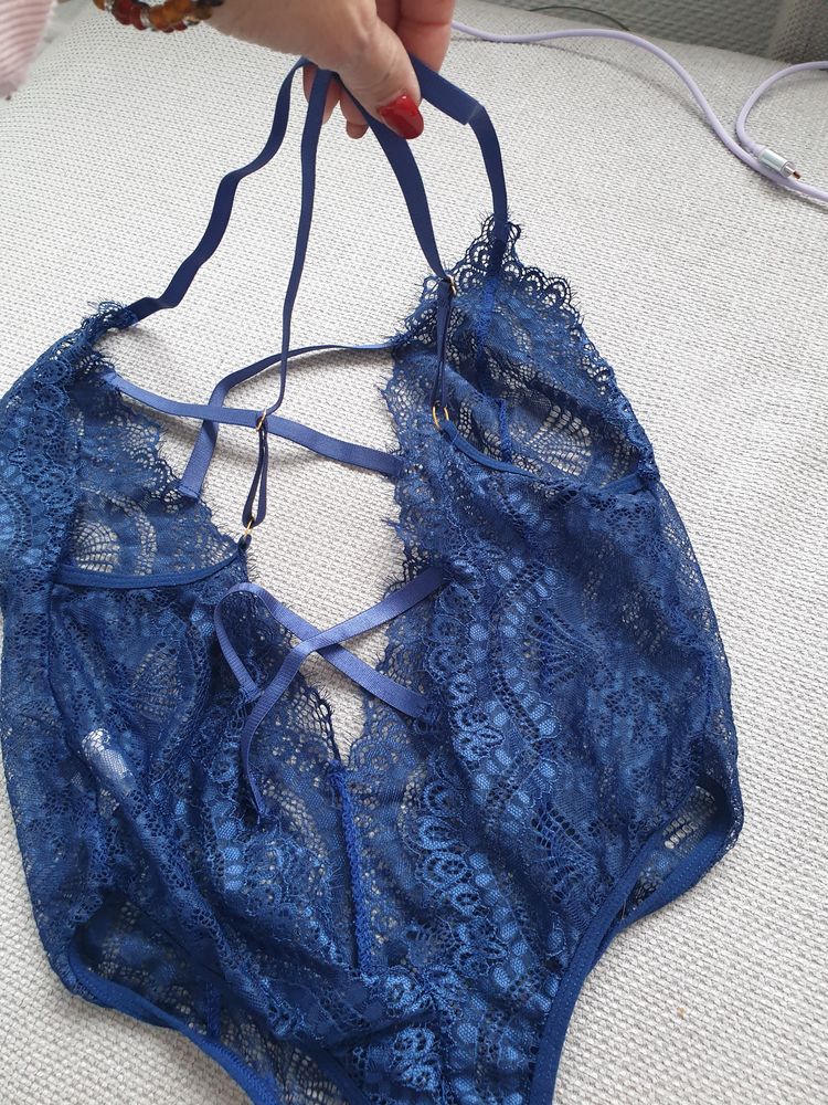 Body dentelle 15 Metz (57)