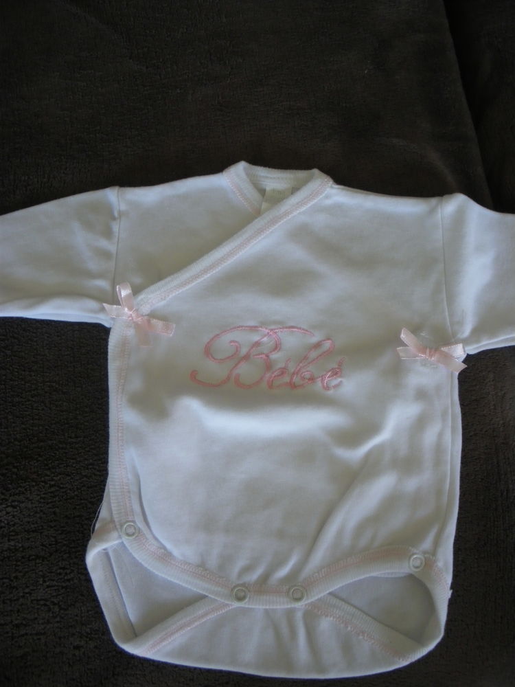 Body fille 3/6 mois
1 Elbeuf (76)