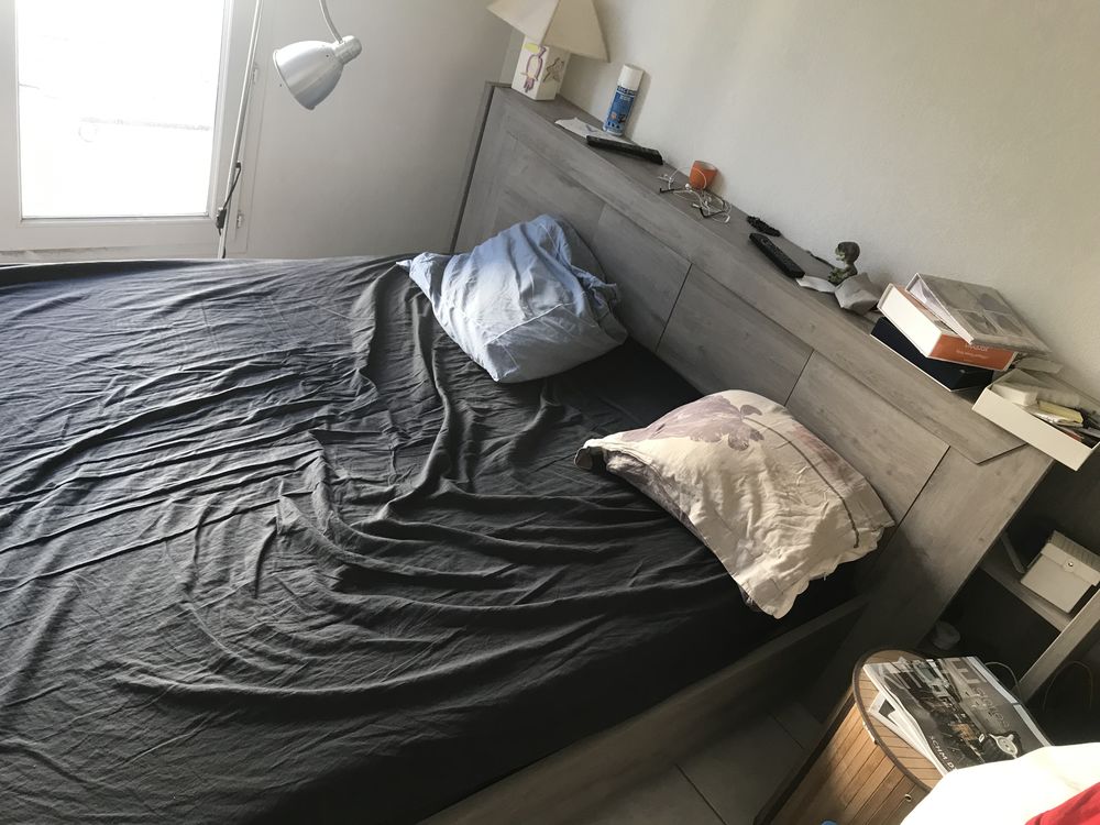 lit en bois avec sommier haut de gamme 399 Montpellier (34)