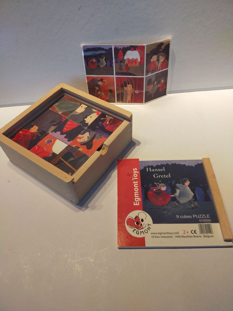 BOIS Bo�te de 9 cubes Hansel & Gretel
3 Mirecourt (88)