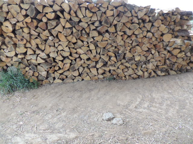 bois de chauffage chataigner sec livré 150 Fougères (35)