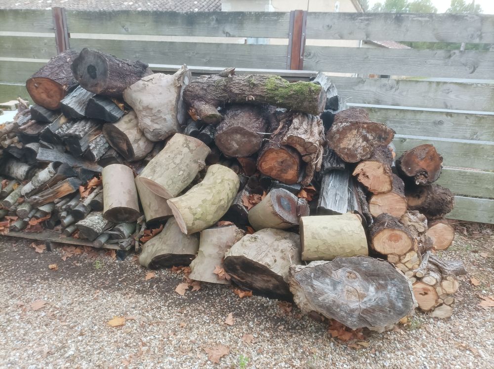Bois de chauffage a finir 90 Gardonne (24)