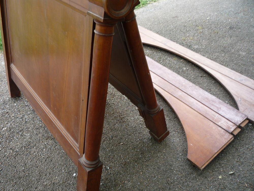 Bois de lit Empire/colonne d�tach�e (G) 125 Castres (81)