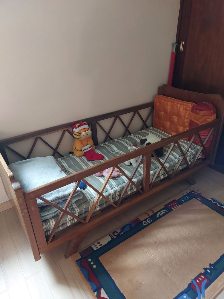 Lit bois fabrication artisanale 120 Saint-Denis-de-Gastines (53)