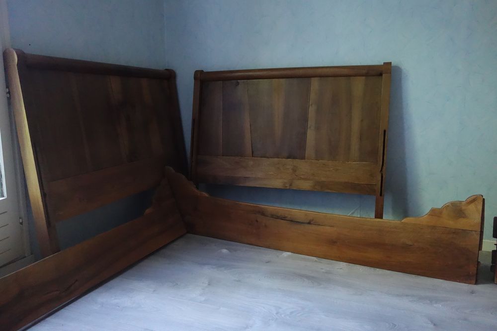 Bois de lit  � rouleau  tr�s bon �tat 50 La Baume-d'Hostun (26)