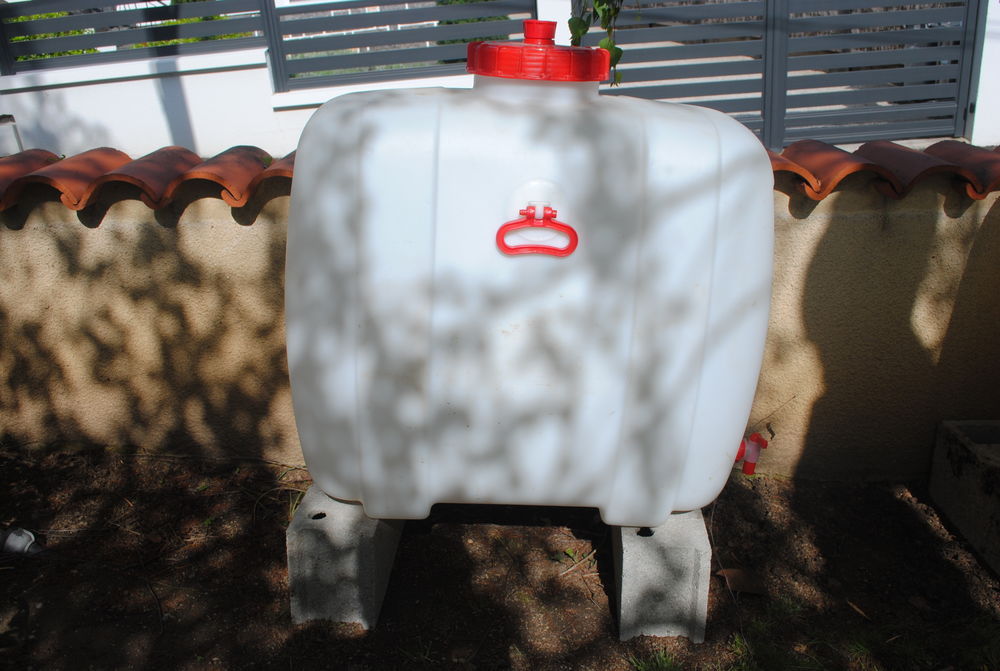 Fut � boisson FAPA 200l 100 Chamali�res (63)