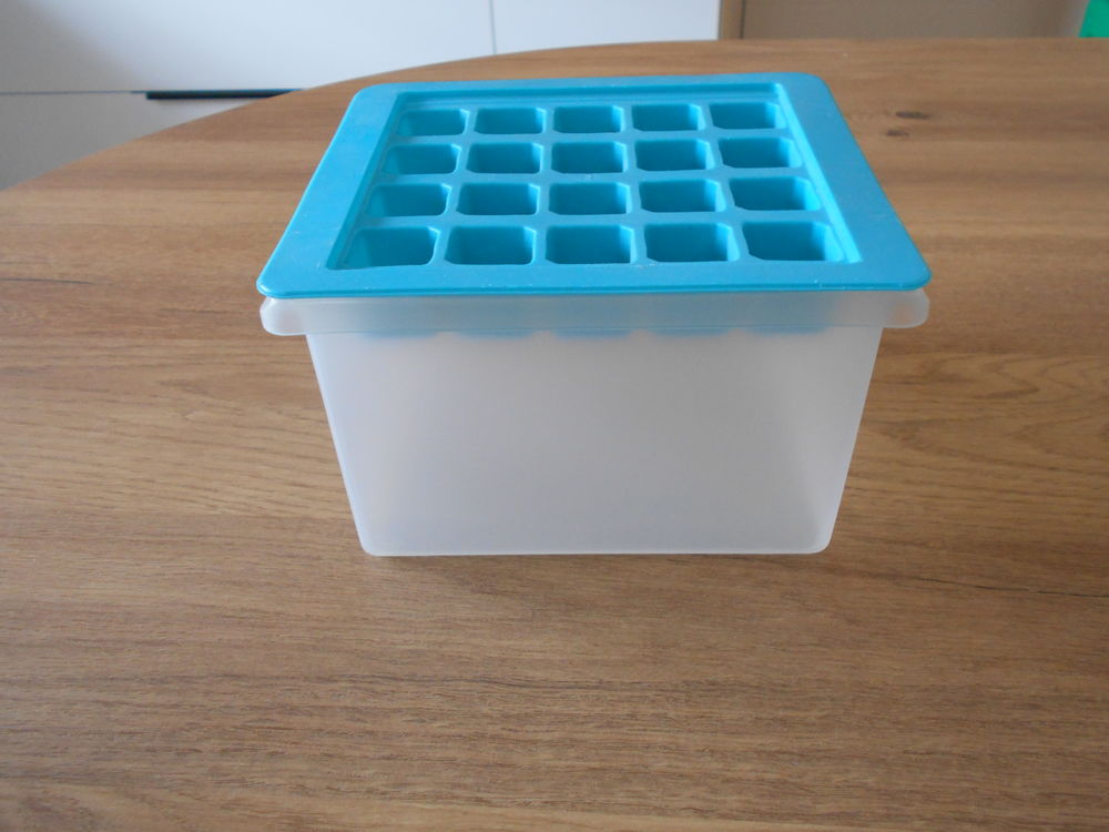 Boite avec bac 20 gla�ons, en parfait �tat 4 Retiers (35)