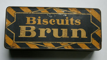 Boîte de biscuits ancienne Brun
9 Nice (06)