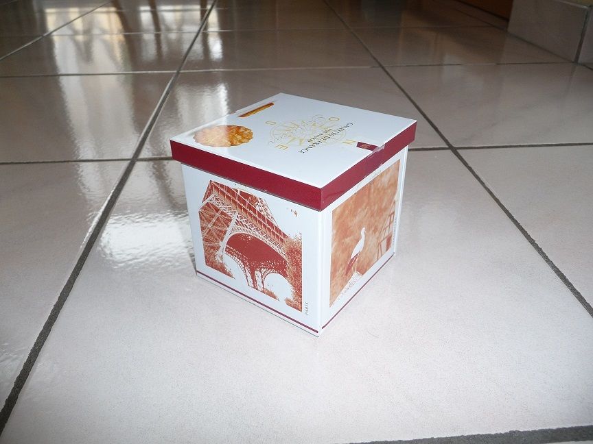 Bo�te carr�e en m�tal villes de France 5 Celles-sur-Belle (79)