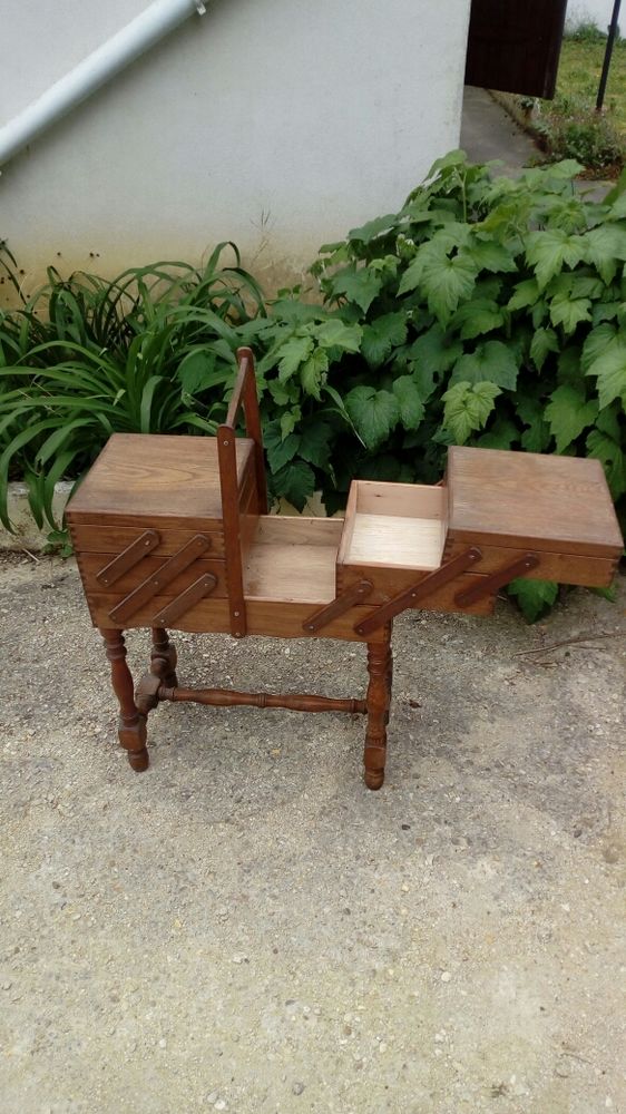 Boite  a couture 25 Chevilly-Larue (94)