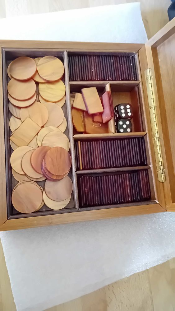 Boite �  jetons de jeux DAL NEGRO SUPERBE 40 Toulon (83)