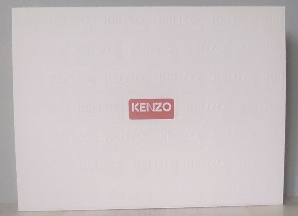 Boite KENZO en relief 5 Metz (57)