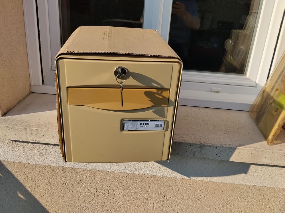 BOITE AUX LETTRES 15 Mignaloux-Beauvoir (86)