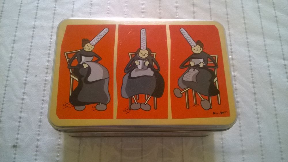 Boite en m�tal
bigoud�ne dim dam orange 4 Talange (57)