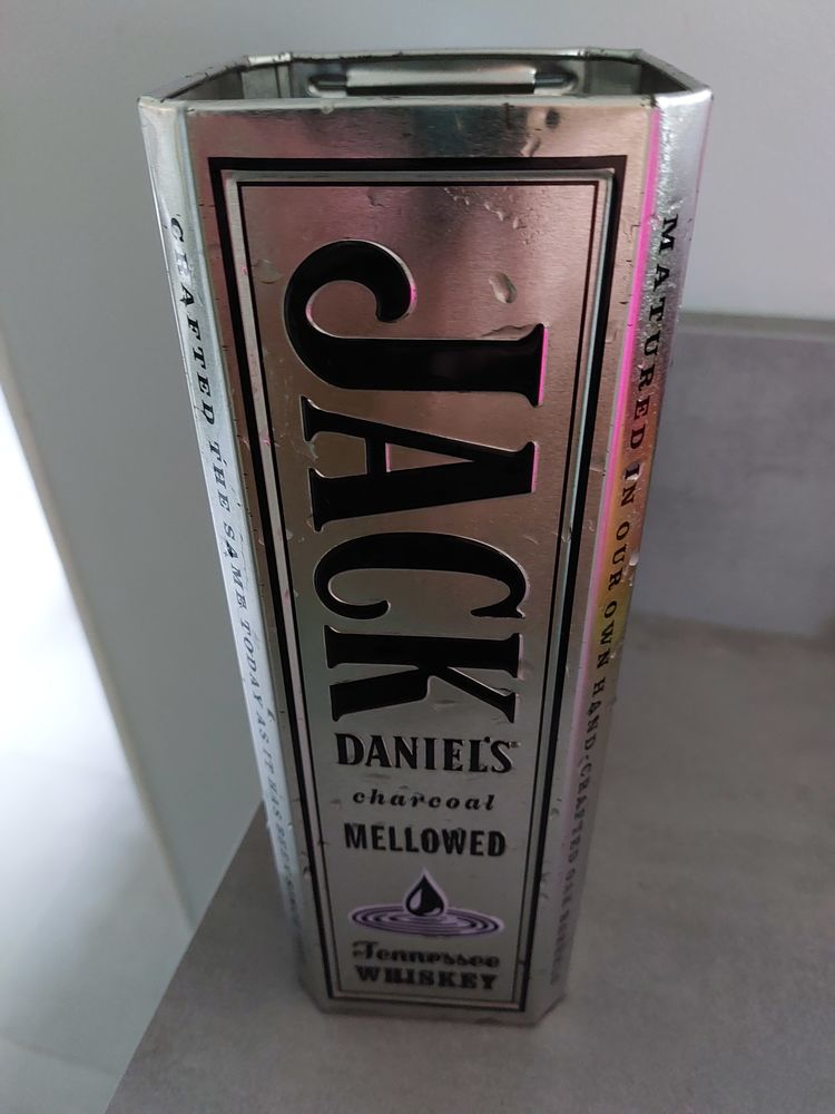 boite en m�tal 3 Beauquesne (80)