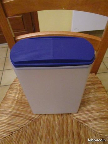 Boite modulaire tupperware bleue Pop 2,2 l neuve 16 M�rignies (59)